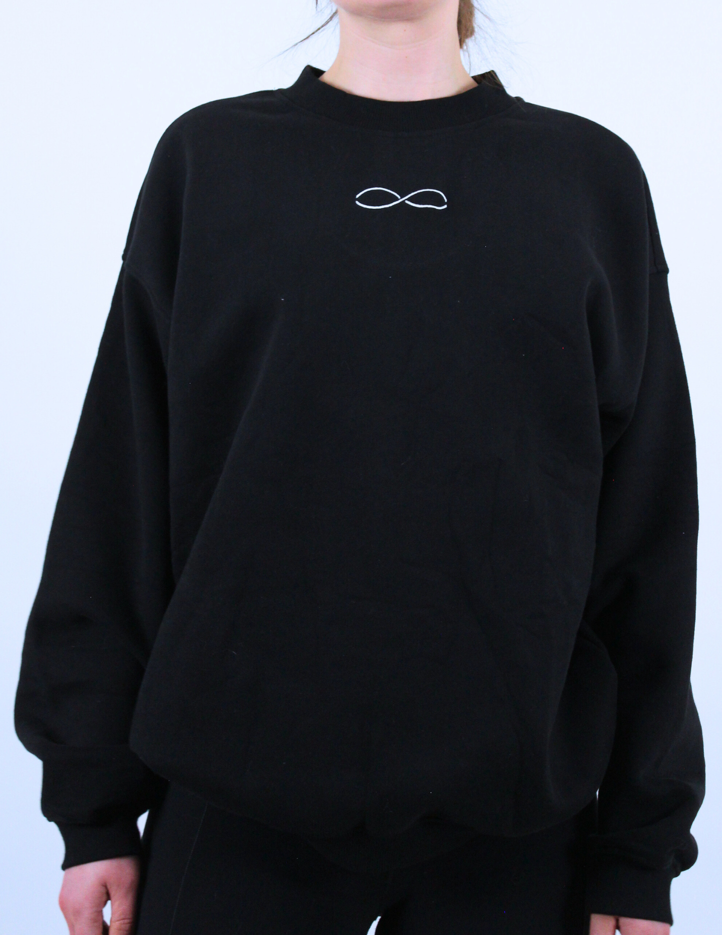 FitInfinity World Legacy Crewneck